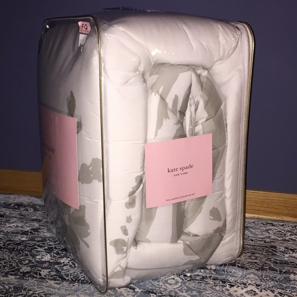 Kate spade gray floral full queen comforter set - Picture 3 of 8